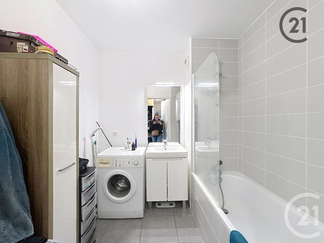 Appartement T3 &agrave; louer - 3 pi&egrave;ces - 65,47 m2 - Reims - 51 - CHAMPAGNE-ARDENNE
