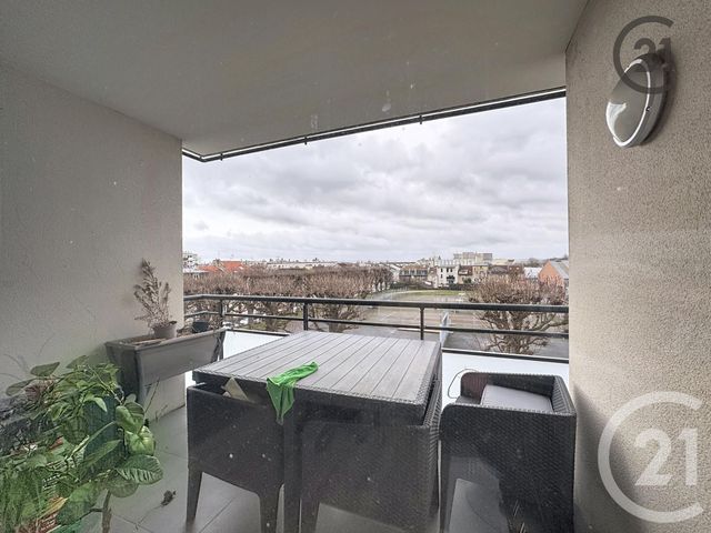 Appartement T3 &agrave; louer - 3 pi&egrave;ces - 65,47 m2 - Reims - 51 - CHAMPAGNE-ARDENNE