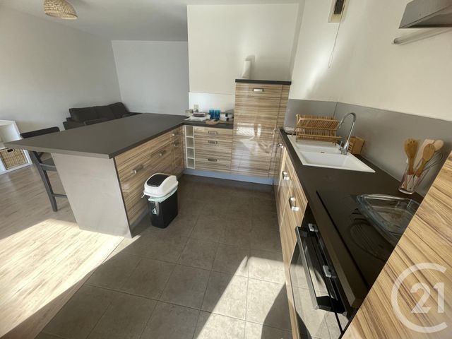 Appartement F3 &agrave; louer - 3 pi&egrave;ces - 66,27 m2 - Reims - 51 - CHAMPAGNE-ARDENNE