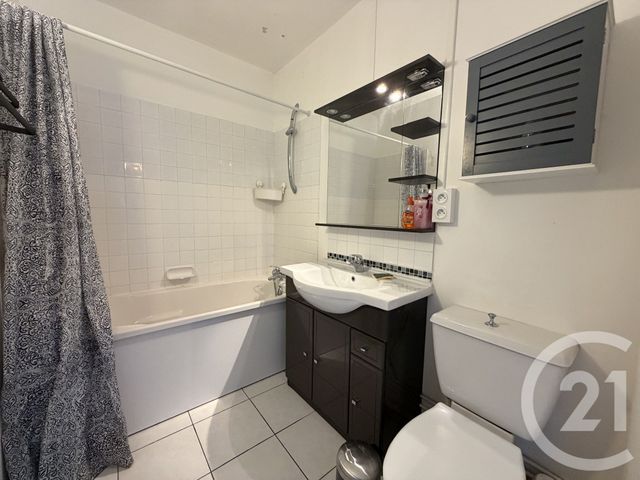 Appartement F2 &agrave; louer - 2 pi&egrave;ces - 44,23 m2 - Reims - 51 - CHAMPAGNE-ARDENNE