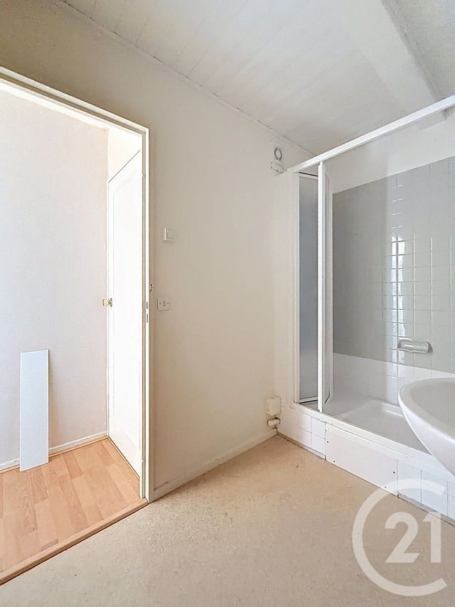 Appartement T3 &agrave; vendre - 3 pi&egrave;ces - 54,21 m2 - Reims - 51 - CHAMPAGNE-ARDENNE