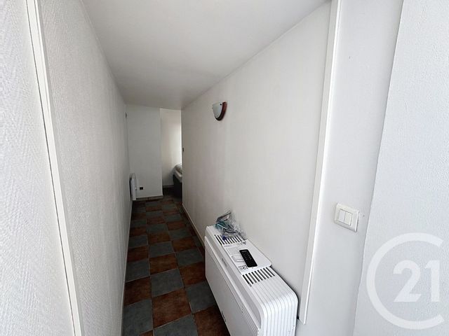 Appartement T1 &agrave; louer - 1 pi&egrave;ce - 25,90 m2 - Reims - 51 - CHAMPAGNE-ARDENNE