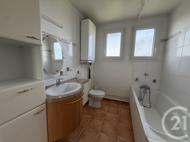 Appartement F3 &agrave; louer - 3 pi&egrave;ces - 64,32 m2 - Reims - 51 - CHAMPAGNE-ARDENNE