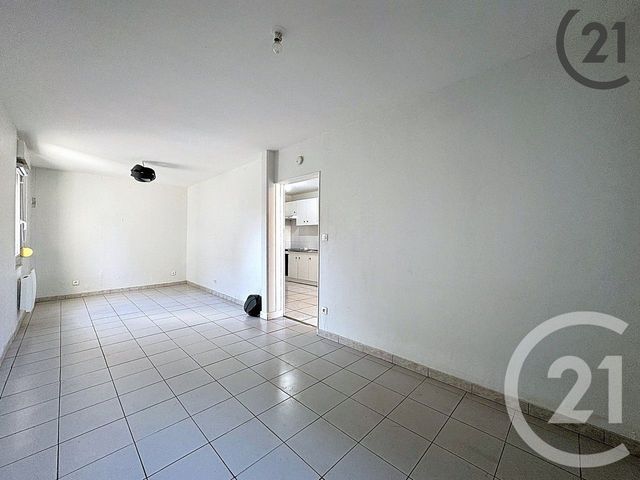 Maison &agrave; louer - 5 pi&egrave;ces - 75,50 m2 - Reims - 51 - CHAMPAGNE-ARDENNE