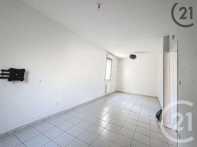 Maison &agrave; louer - 5 pi&egrave;ces - 75,50 m2 - Reims - 51 - CHAMPAGNE-ARDENNE