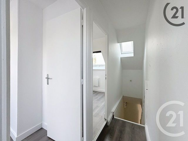 Maison &agrave; louer - 5 pi&egrave;ces - 75,50 m2 - Reims - 51 - CHAMPAGNE-ARDENNE