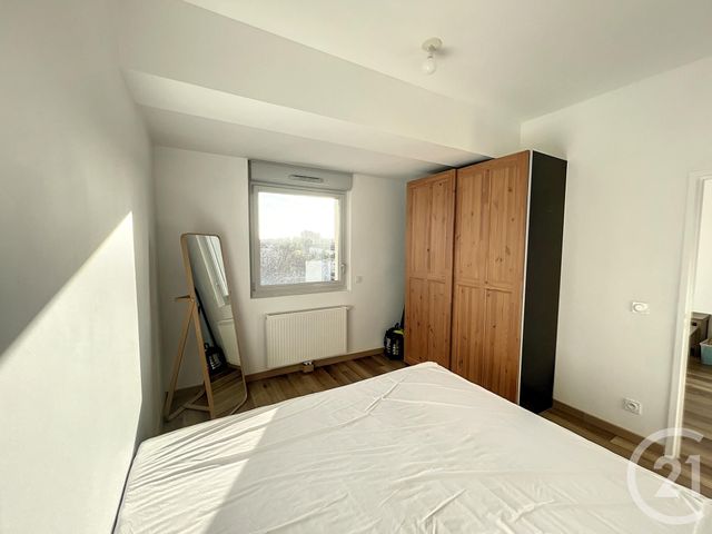 Appartement T2 &agrave; louer - 2 pi&egrave;ces - 50 m2 - Reims - 51 - CHAMPAGNE-ARDENNE