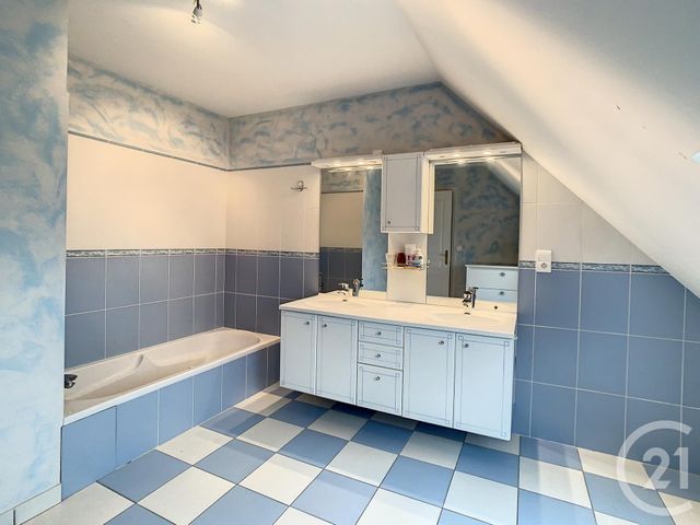 Maison à vendre - 8 pièces - 242 m2 - Romorantin Lanthenay - 41 - CENTRE