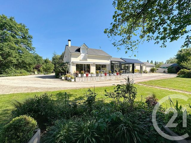 Maison &agrave; vendre - 6 pi&egrave;ces - 231,20 m2 - La Ferte St Cyr - 41 - CENTRE