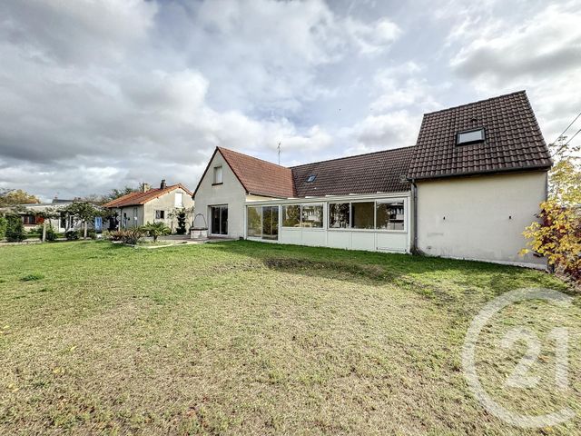 Maison à vendre - 9 pièces - 201,59 m2 - Romorantin Lanthenay - 41 - CENTRE