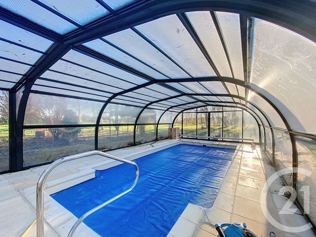 Maison à vendre - 7 pièces - 165 m2 - Dun Le Poelier - 36 - CENTRE