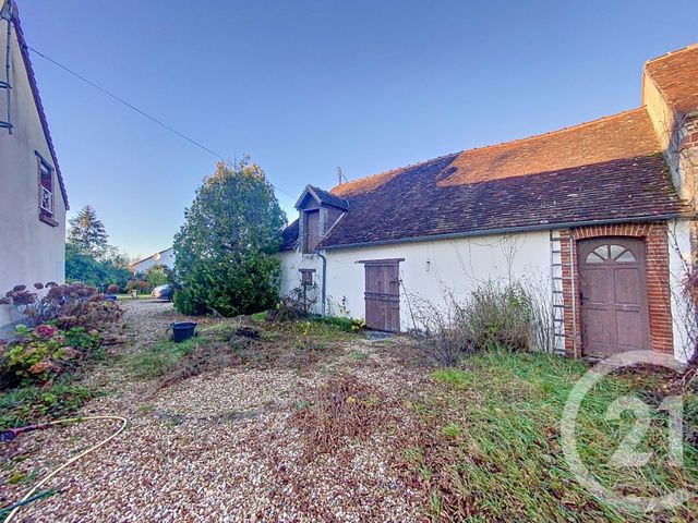 Maison à vendre - 7 pièces - 165 m2 - Dun Le Poelier - 36 - CENTRE