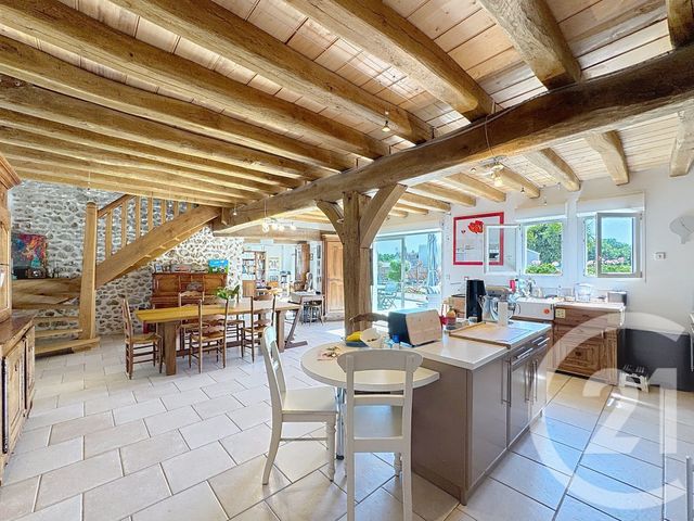 Maison à vendre - 6 pièces - 192,32 m2 - Langon - 41 - CENTRE