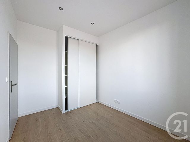 Appartement à louer - 3 pièces - 40 m2 - Romorantin Lanthenay - 41 - CENTRE