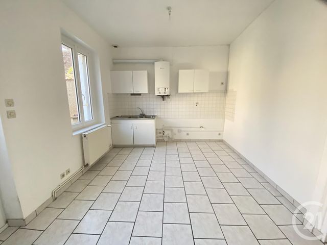 Maison &agrave; louer - 3 pi&egrave;ces - 64 m2 - Romorantin Lanthenay - 41 - CENTRE