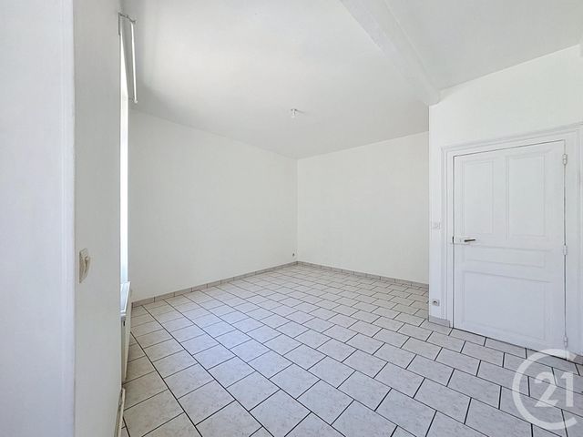 Maison &agrave; louer - 3 pi&egrave;ces - 64 m2 - Romorantin Lanthenay - 41 - CENTRE