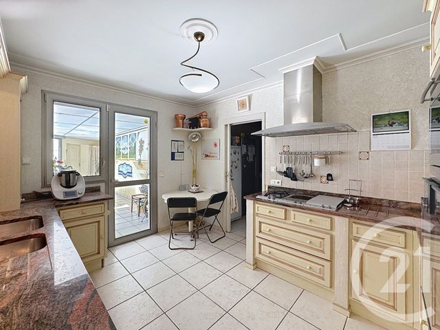Maison &agrave; vendre - 7 pi&egrave;ces - 247,84 m2 - Villeherviers - 41 - CENTRE