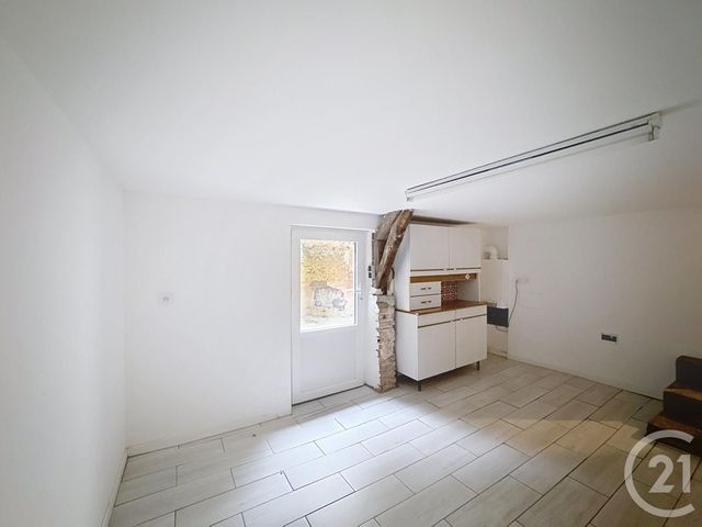 Maison &agrave; louer - 4 pi&egrave;ces - 80 m2 - Villefranche Sur Cher - 41 - CENTRE