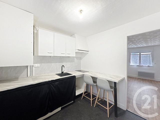 Appartement Studio &agrave; louer - 1 pi&egrave;ce - 24,07 m2 - Romorantin Lanthenay - 41 - CENTRE