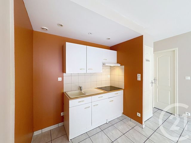 Appartement F2 &agrave; louer - 2 pi&egrave;ces - 33 m2 - Romorantin Lanthenay - 41 - CENTRE