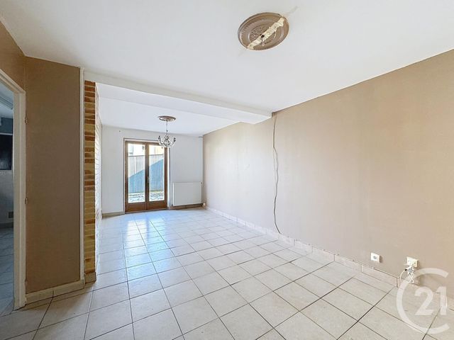 Maison &agrave; louer - 4 pi&egrave;ces - 79 m2 - Romorantin Lanthenay - 41 - CENTRE