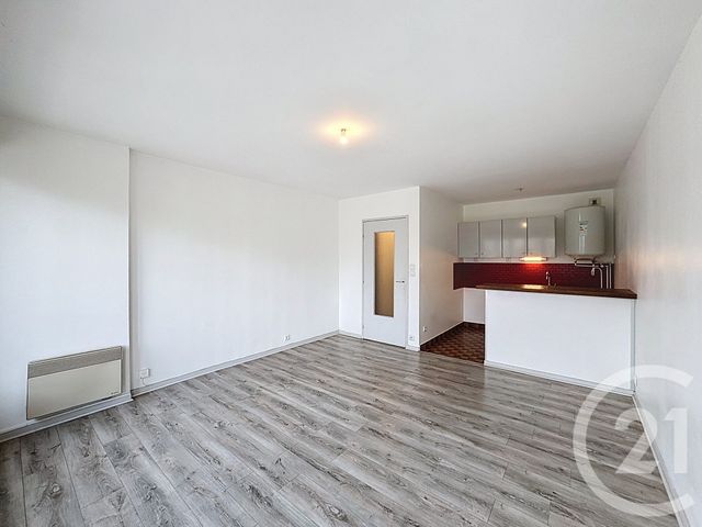 Appartement Studio &agrave; louer - 1 pi&egrave;ce - 34,97 m2 - Romorantin Lanthenay - 41 - CENTRE