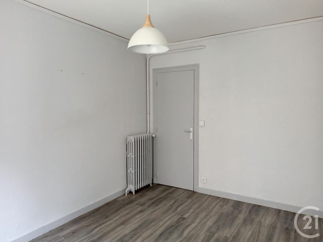 Appartement F3 &agrave; louer - 3 pi&egrave;ces - 52 m2 - Romorantin Lanthenay - 41 - CENTRE