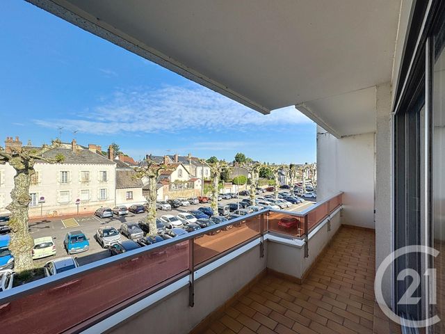 Appartement Studio &agrave; louer - 1 pi&egrave;ce - 34 m2 - Romorantin Lanthenay - 41 - CENTRE