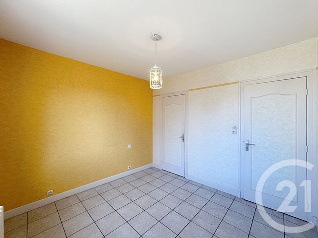 Maison &agrave; louer - 3 pi&egrave;ces - 65 m2 - Romorantin Lanthenay - 41 - CENTRE