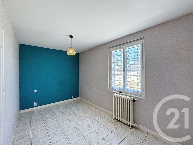 Maison &agrave; louer - 3 pi&egrave;ces - 65 m2 - Romorantin Lanthenay - 41 - CENTRE