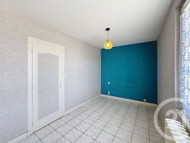 Maison &agrave; louer - 3 pi&egrave;ces - 65 m2 - Romorantin Lanthenay - 41 - CENTRE