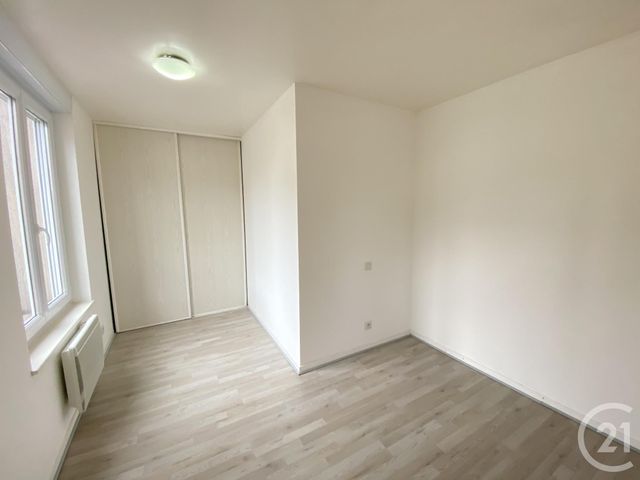 Appartement &agrave; louer - 3 pi&egrave;ces - 60,32 m2 - Romorantin Lanthenay - 41 - CENTRE