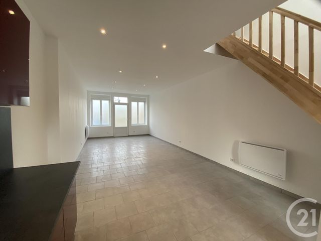 Maison &agrave; louer - 3 pi&egrave;ces - 68 m2 - Villefranche Sur Cher - 41 - CENTRE