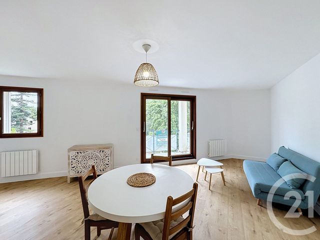 Appartement F1 &agrave; louer - 1 pi&egrave;ce - 41,50 m2 - Romorantin Lanthenay - 41 - CENTRE