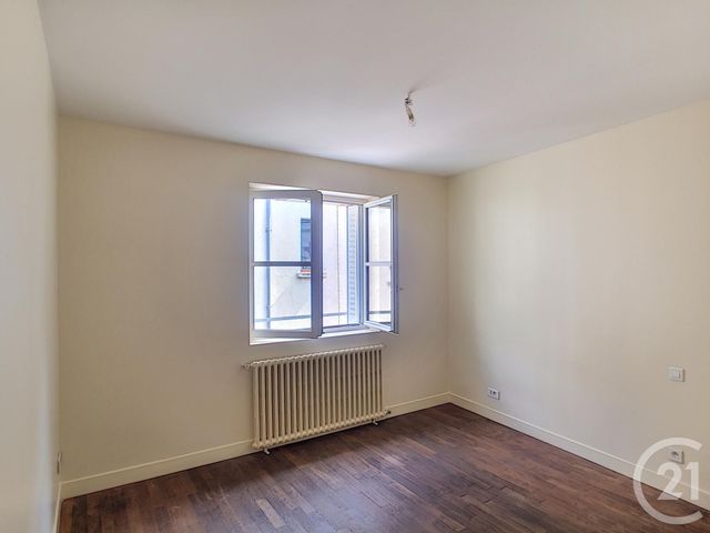 Appartement F3 &agrave; louer - 3 pi&egrave;ces - 52,80 m2 - Romorantin Lanthenay - 41 - CENTRE