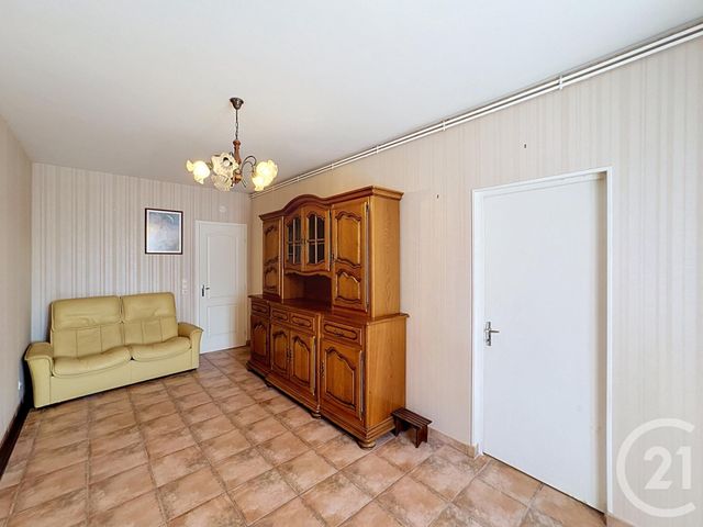 Maison &agrave; louer - 3 pi&egrave;ces - 63 m2 - Selles Sur Cher - 41 - CENTRE