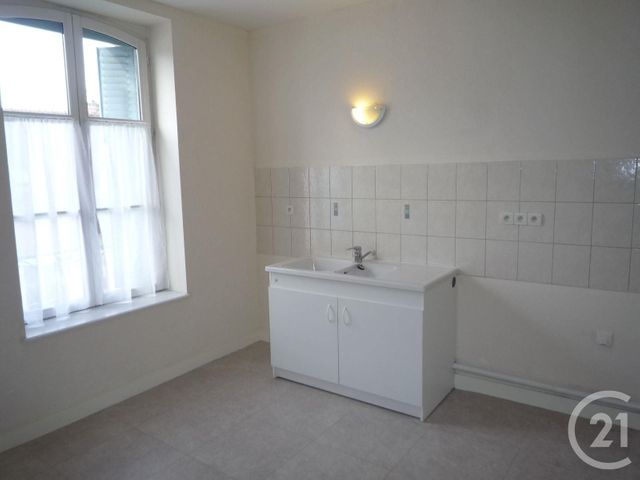 Appartement F4 &agrave; louer - 4 pi&egrave;ces - 78 m2 - Romorantin Lanthenay - 41 - CENTRE