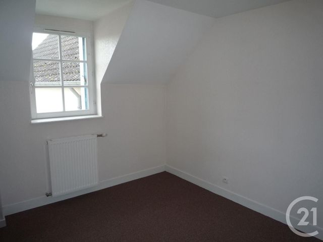 Appartement F4 &agrave; louer - 4 pi&egrave;ces - 78 m2 - Romorantin Lanthenay - 41 - CENTRE