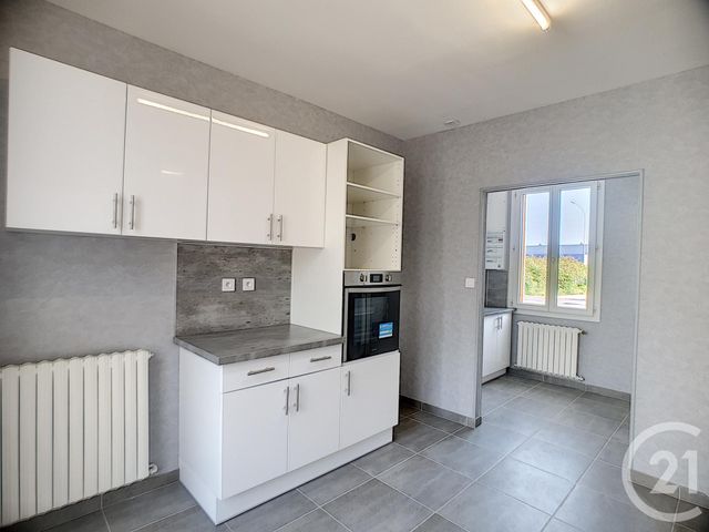 Maison &agrave; louer - 4 pi&egrave;ces - 81 m2 - Romorantin Lanthenay - 41 - CENTRE