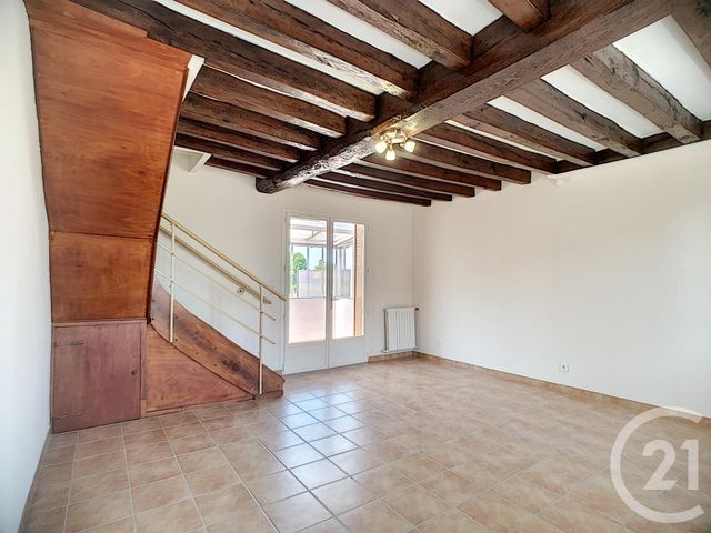 Maison &agrave; louer - 4 pi&egrave;ces - 81 m2 - Romorantin Lanthenay - 41 - CENTRE