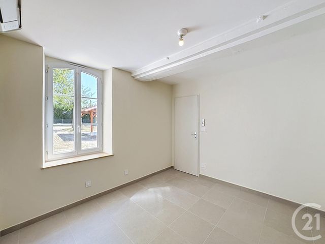 Maison &agrave; louer - 3 pi&egrave;ces - 43 m2 - Pruniers En Sologne - 41 - CENTRE