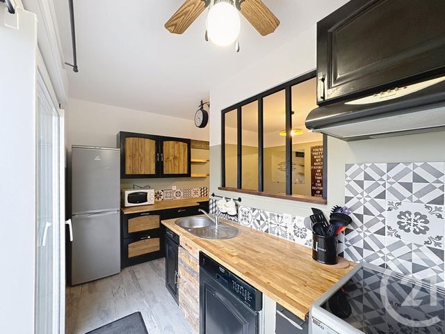 Maison &agrave; louer - 3 pi&egrave;ces - 39,79 m2 - Romorantin Lanthenay - 41 - CENTRE