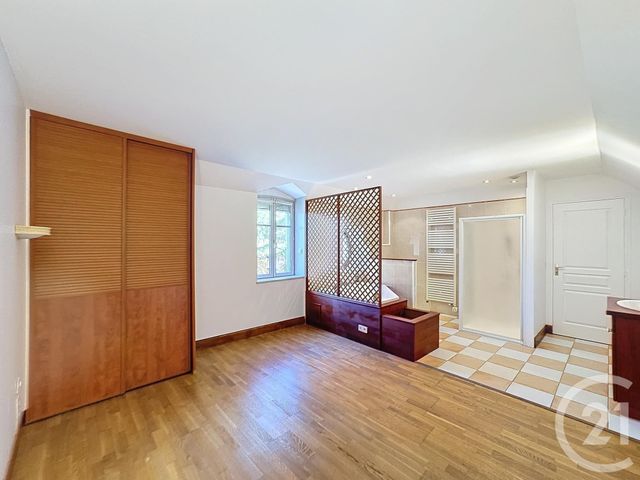 Appartement &agrave; louer - 2 pi&egrave;ces - 80 m2 - Romorantin Lanthenay - 41 - CENTRE