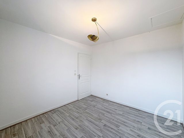 Appartement F2 &agrave; louer - 2 pi&egrave;ces - 47 m2 - Romorantin Lanthenay - 41 - CENTRE