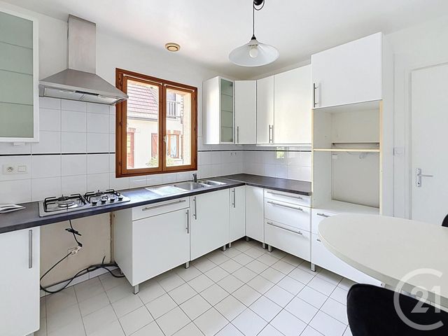 Maison &agrave; louer - 5 pi&egrave;ces - 90,95 m2 - Romorantin Lanthenay - 41 - CENTRE