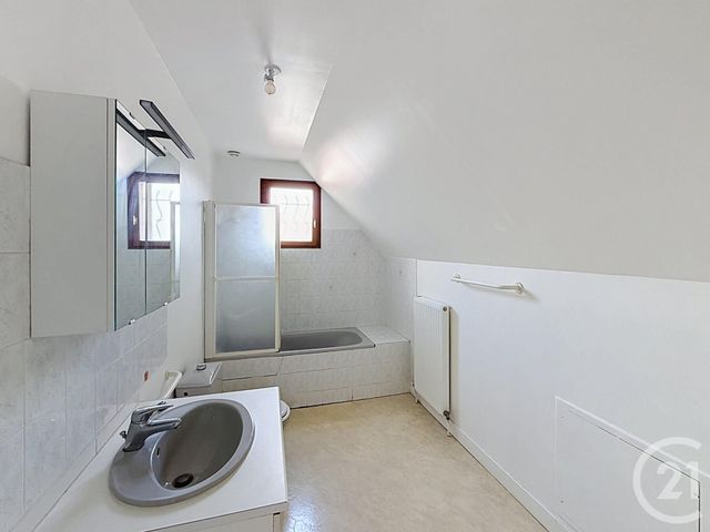 Maison &agrave; louer - 5 pi&egrave;ces - 90,95 m2 - Romorantin Lanthenay - 41 - CENTRE