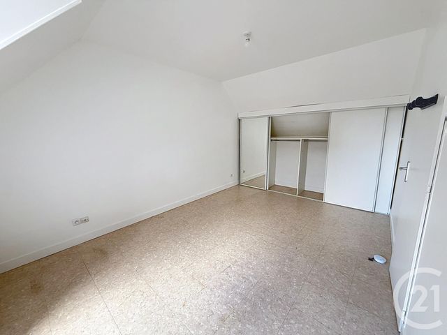Maison &agrave; louer - 5 pi&egrave;ces - 90,95 m2 - Romorantin Lanthenay - 41 - CENTRE