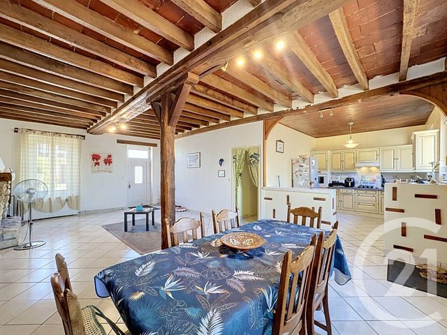 Maison &agrave; vendre - 7 pi&egrave;ces - 195 m2 - Salbris - 41 - CENTRE