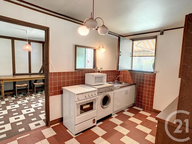 Maison à vendre - 3 pièces - 70,20 m2 - Ste Montaine - 18 - CENTRE