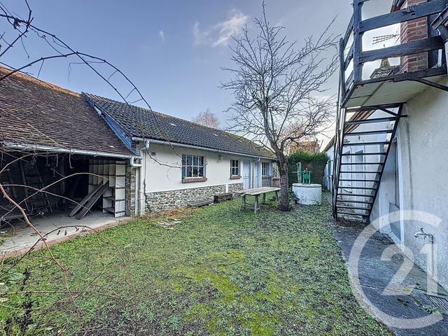 Maison &agrave; vendre - 4 pi&egrave;ces - 233,70 m2 - Selles St Denis - 41 - CENTRE